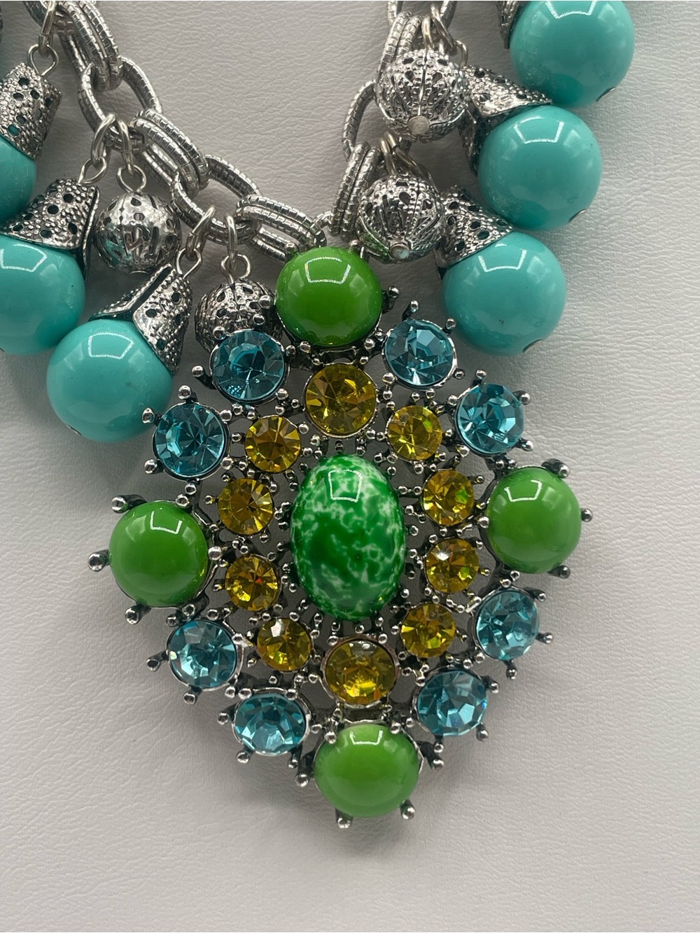 Marked G.Yosca Vintage Green & Turquoise Color Crystal Floral Statement Necklace
